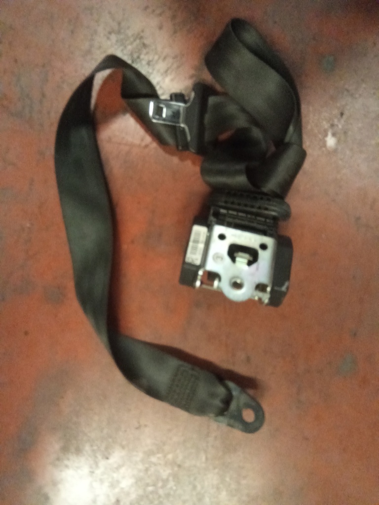 Cinturon seg. tras.izquierdo peugeot 1007 '08