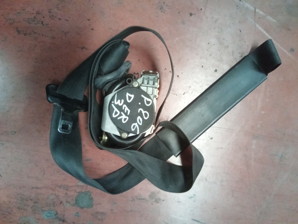 Cinturon delantero derecho 3p peugeot 206 '03