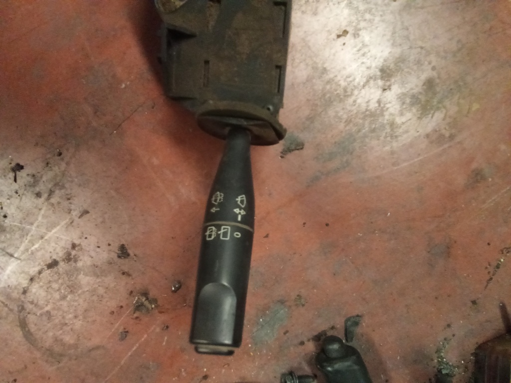 Mando de limpiaparabrisas peugeot partner '98