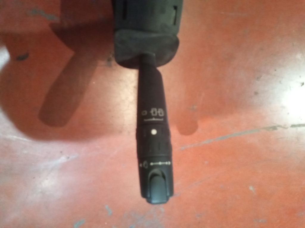 Mando de limpiaparabrisas citroen xantia '93