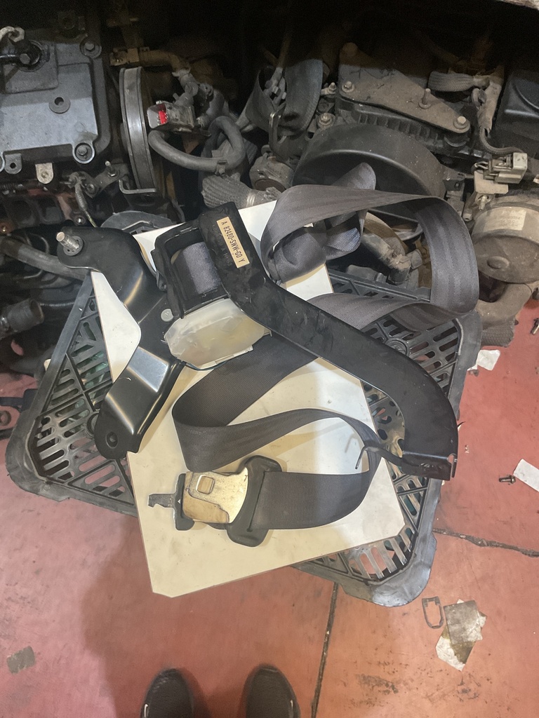 Cinturón seg.tras.cent. honda hrv ‘02