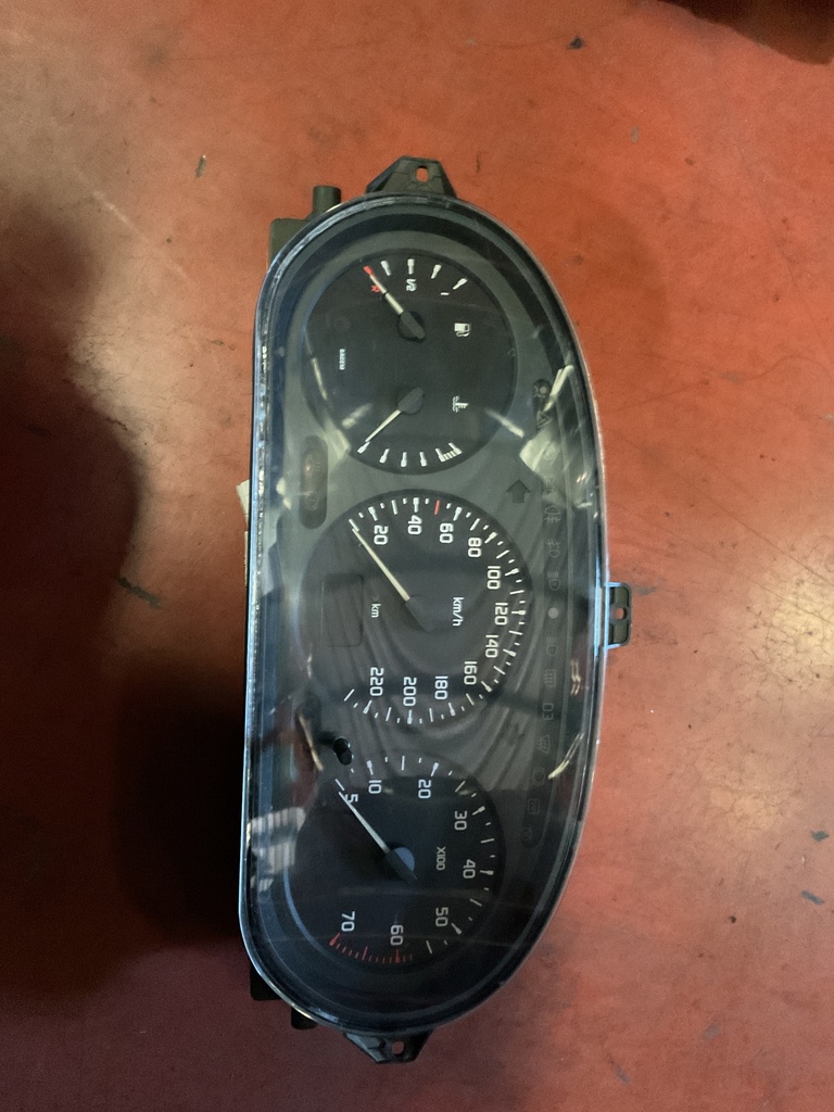 Cuadro instrumentos renault megane i 97