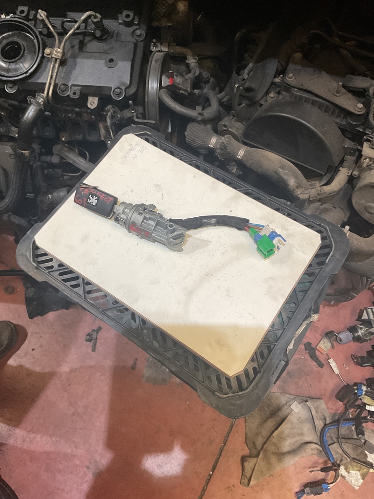 Conmutador de arranque peugeot 407 ‘05