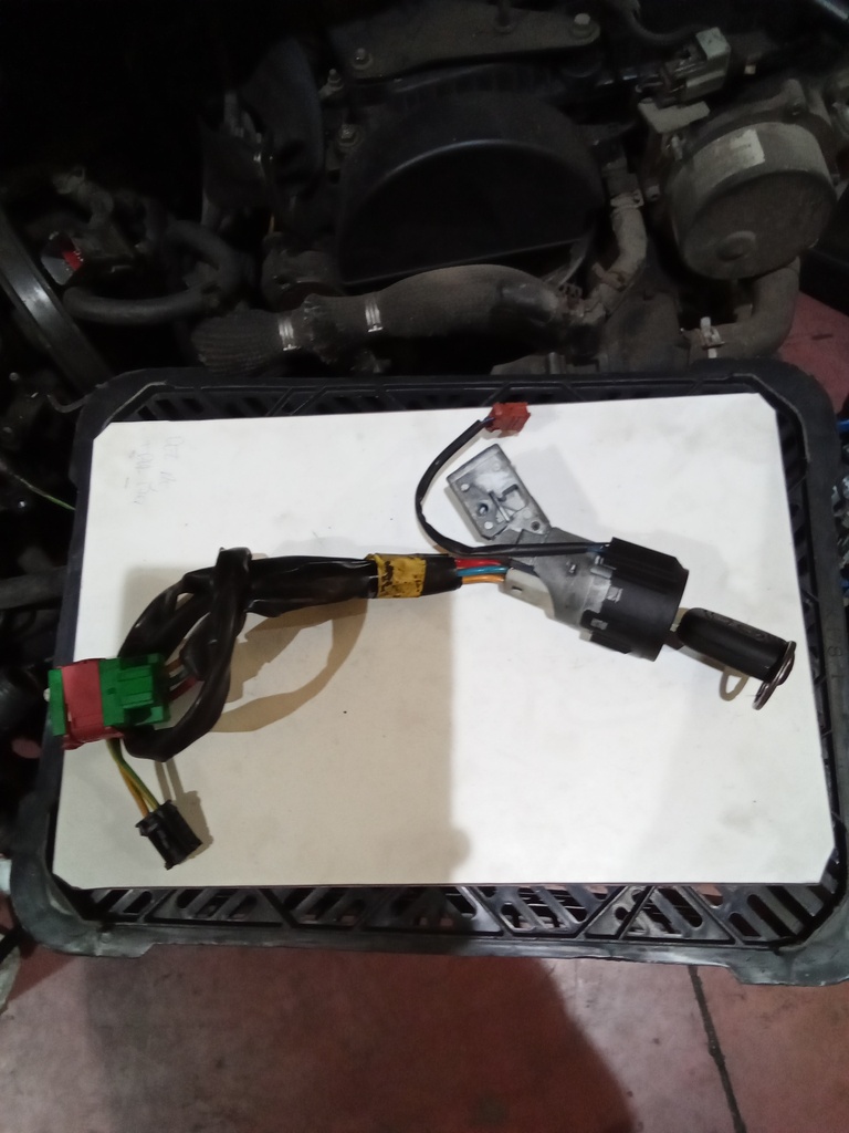 Conmutador de arranque citroen c3 '04