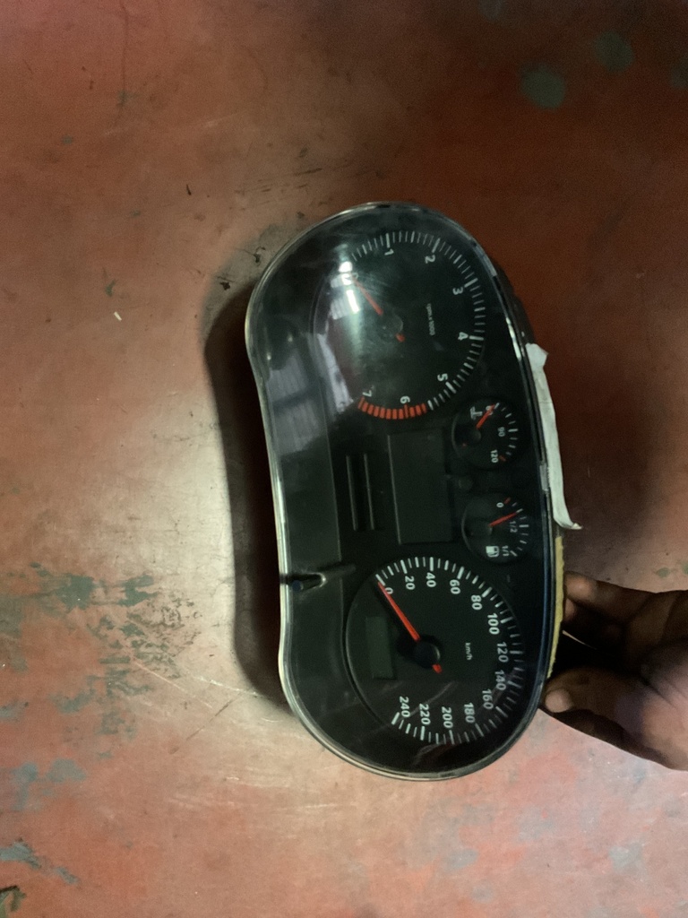 Cuadro instrumentos seat león 02