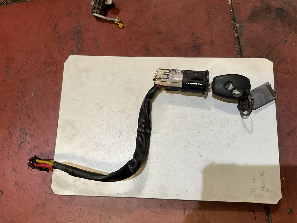 Conmutador de arranque dacia sandero ‘03