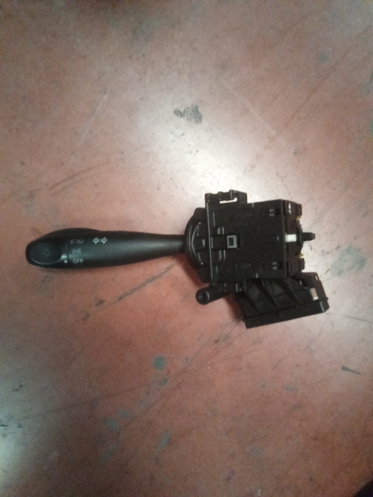 Mando de luces hyundai getz '03