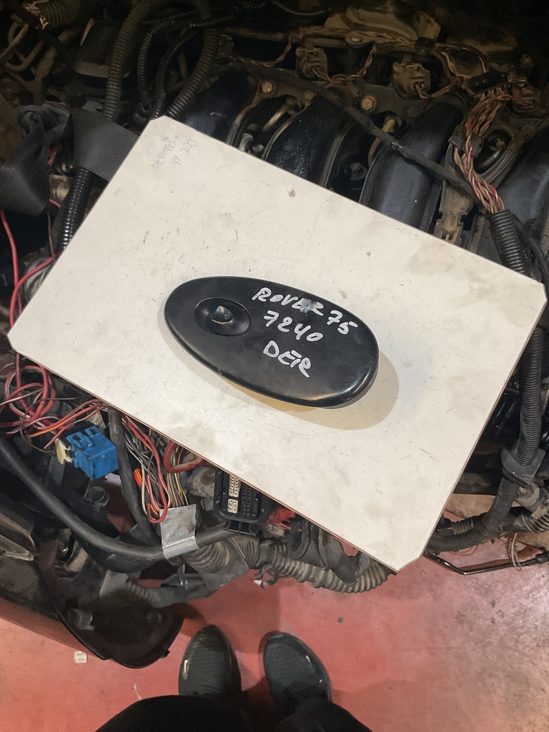 Botonera eleva lunas derecha rover 75 '00