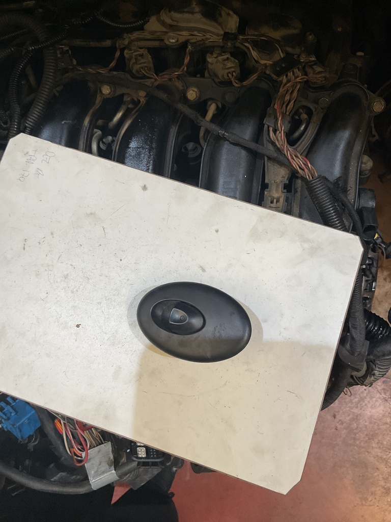 Botonera eleva lunas tras. derecha rover 75 '06