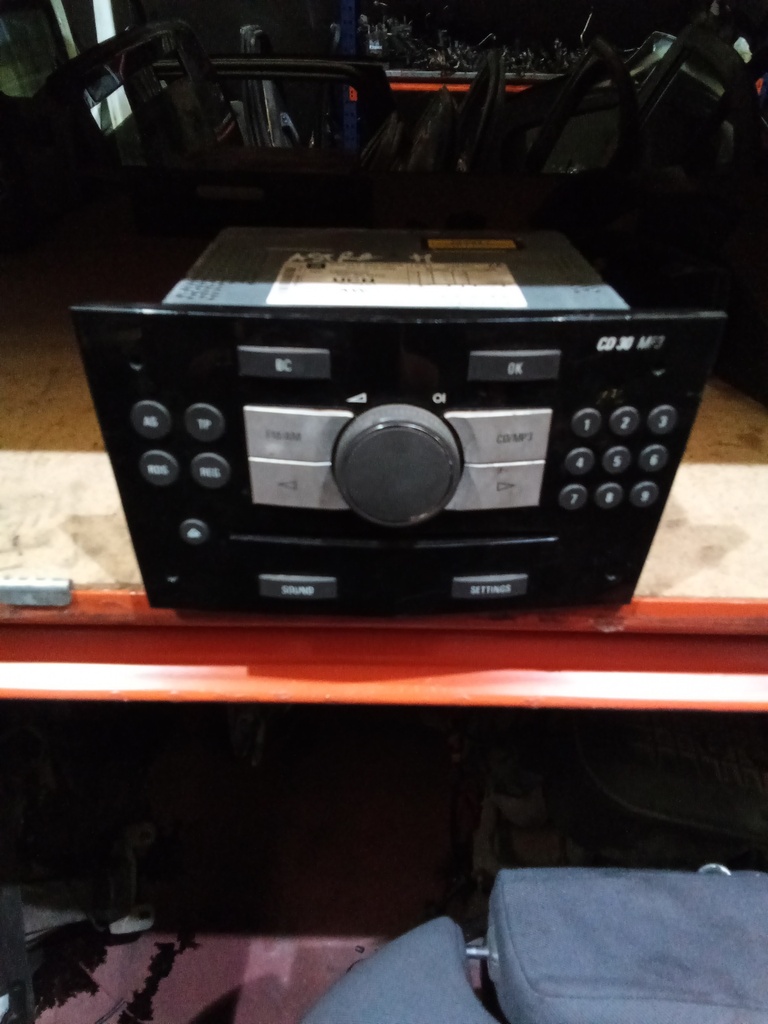 Radio opel astra h '09