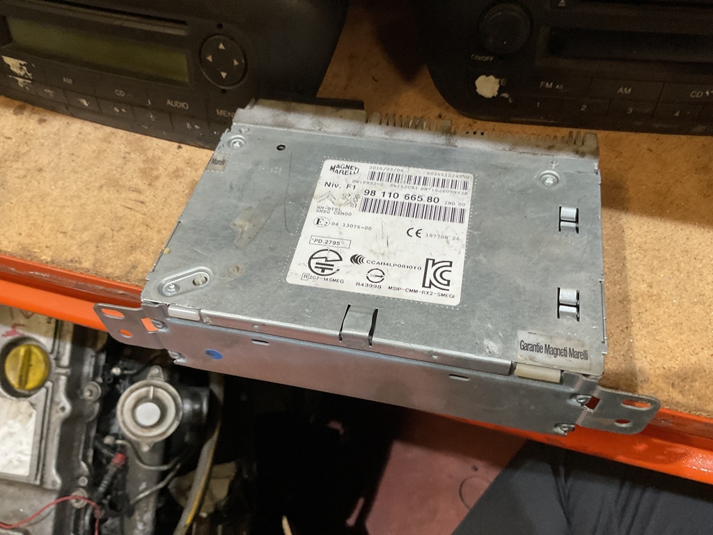 Radio peugeot 2008 ‘15