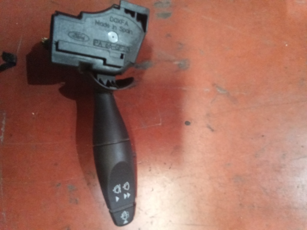 Mando de limpiaparabrisas ford mondeo '00