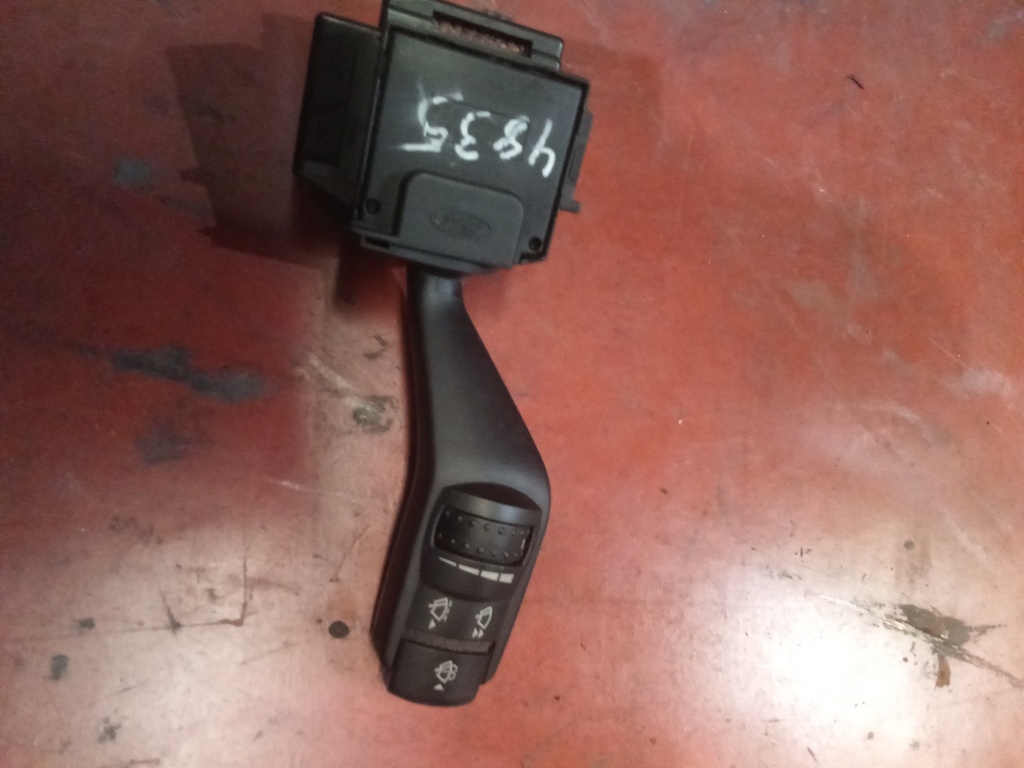Mando de limpiaparabrisas ford focus II '06