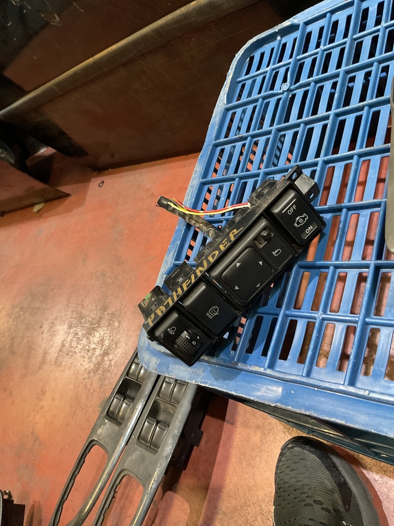 Módulo multifuncion nissan pathfinder ‘05