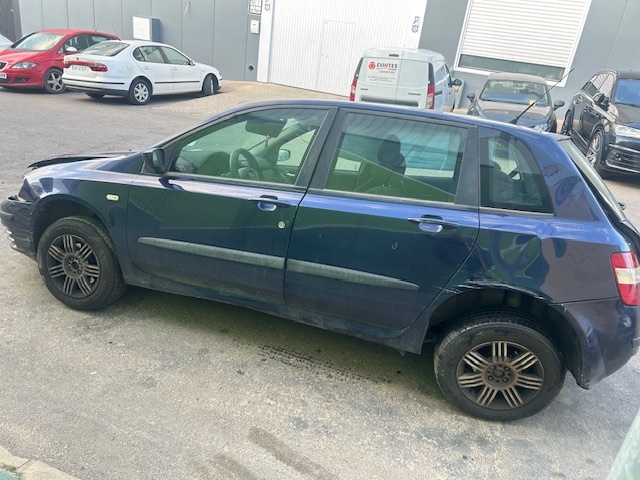 0039 FIAT STILO 2.0JTD 2002