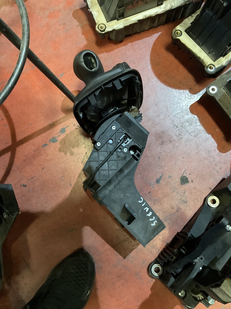 Palanca cambios renault scenic ii automatica ‘06