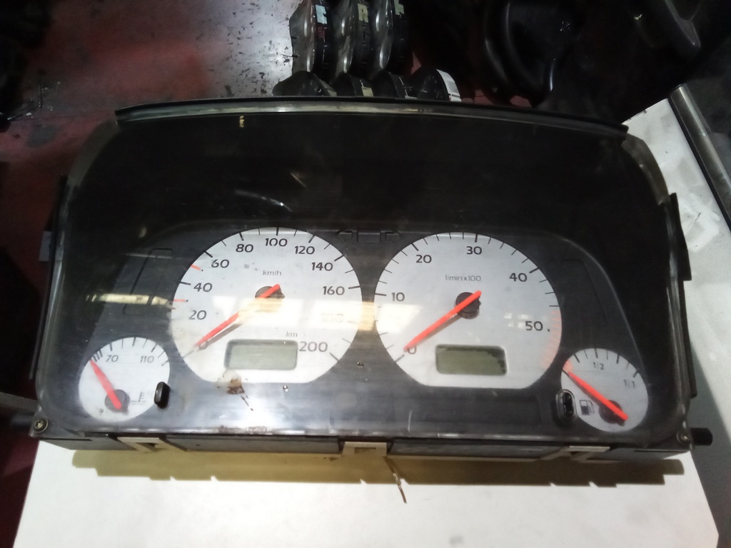 Cuadro instrumentos volkswagen golf iii '96