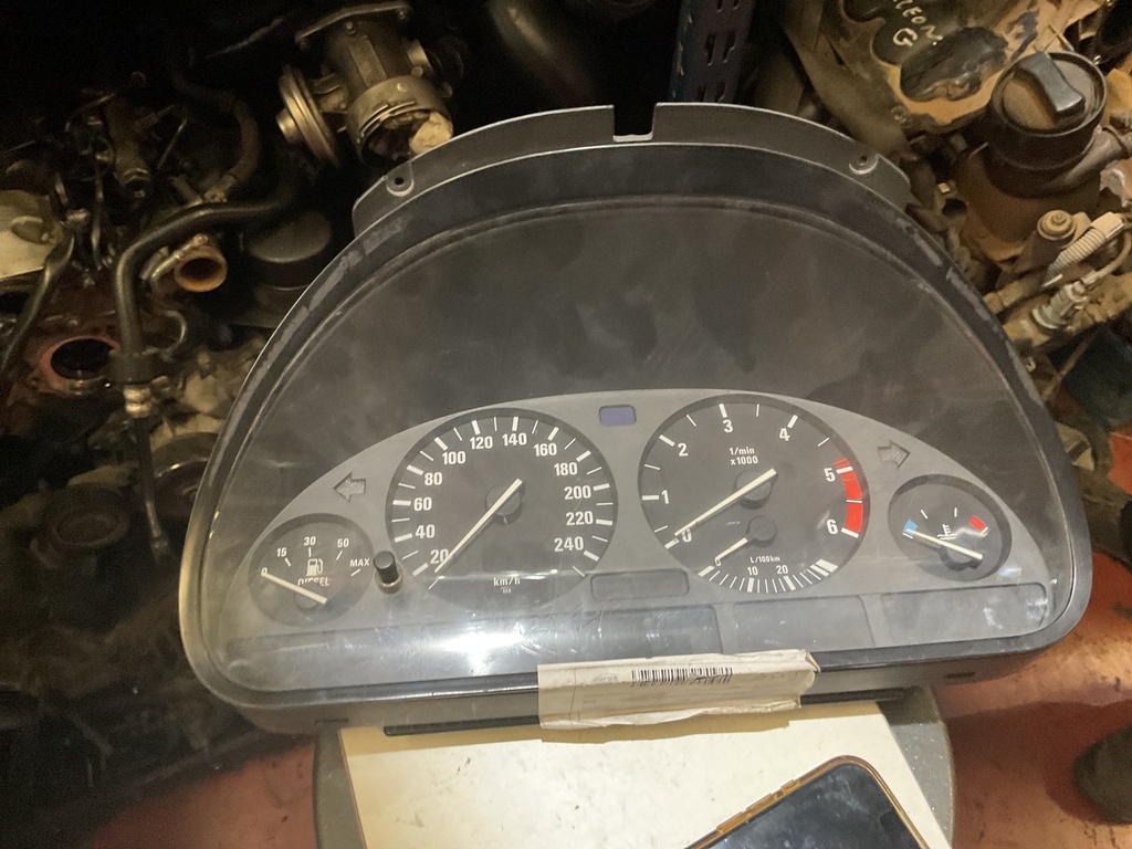Cuadro instrumentos BMW serie 5 e39 ‘98
