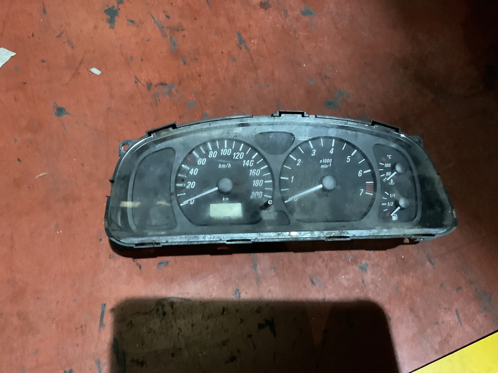 Cuadro instrumentos opel agila ‘00