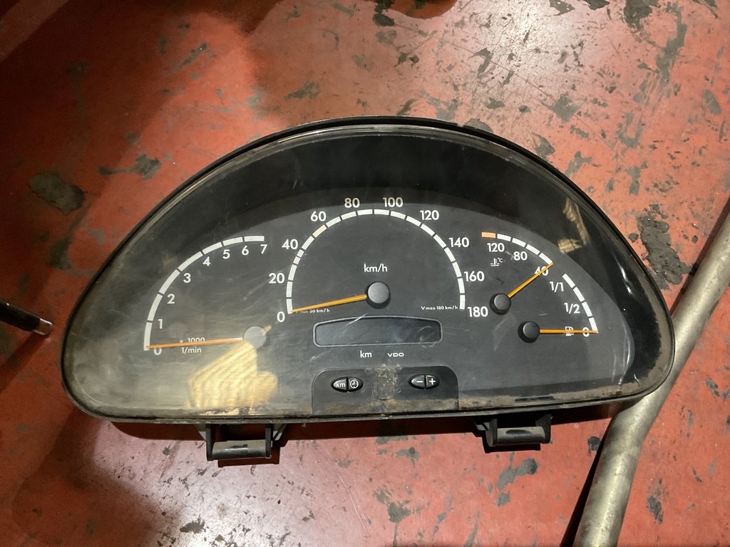 Cuadro instrumentos mercedes sprinter ‘03