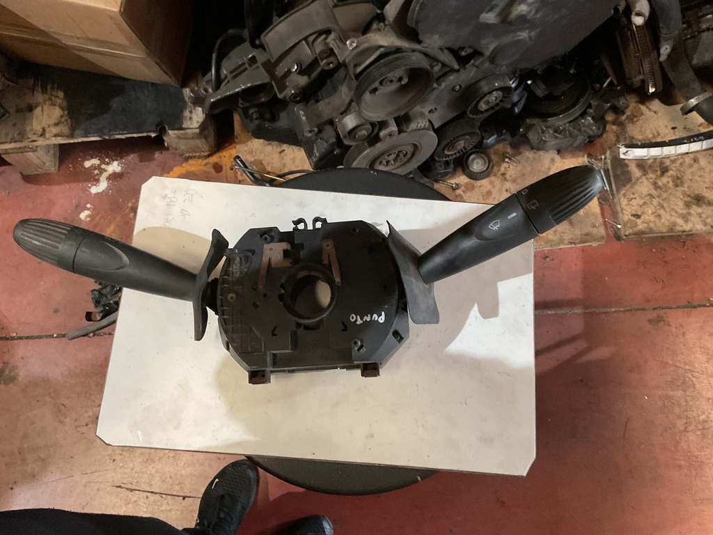 Mando miltifuncion fiat punto ‘05
