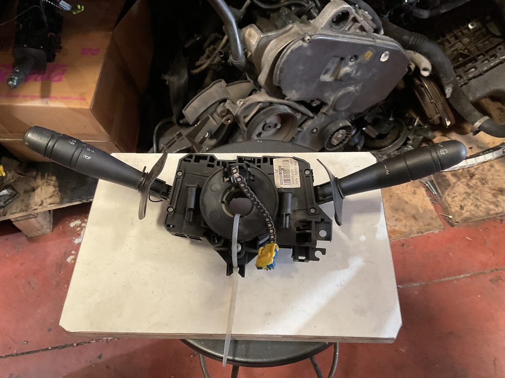 Mando multifuncion dacia logan ‘12