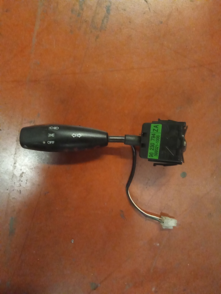 Mando de luces daewoo lanos '98