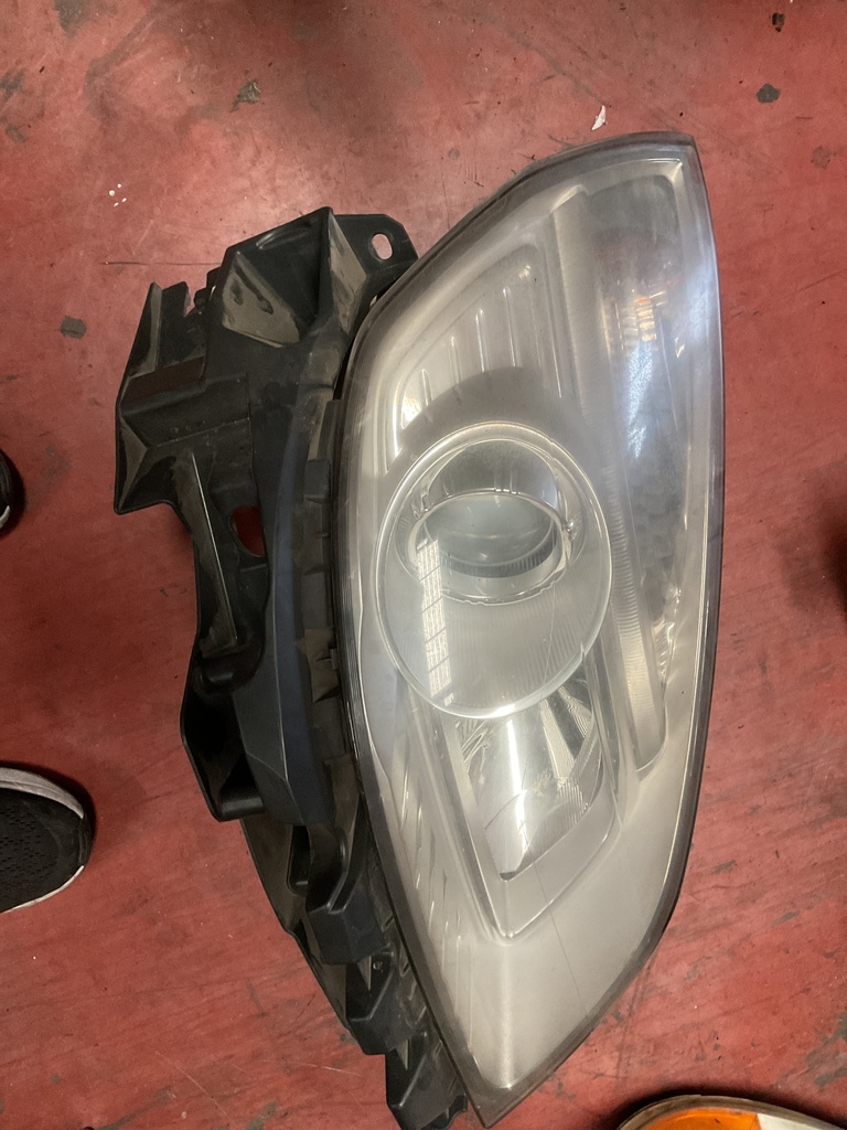 Faro derecho renault scenic 07