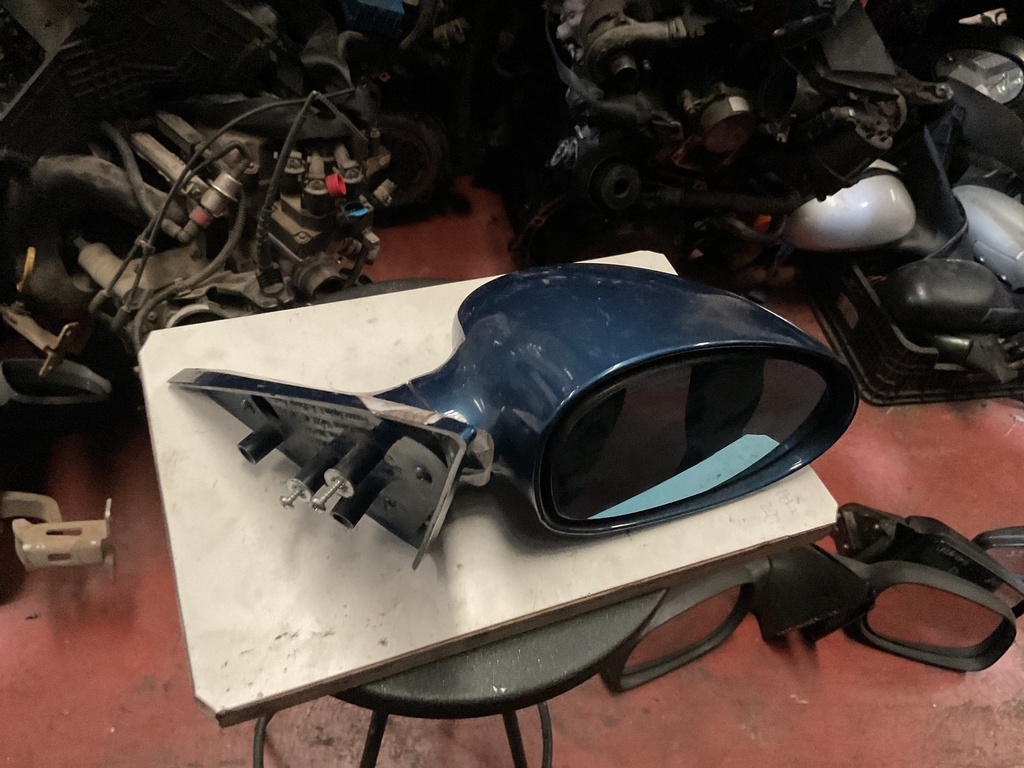 Retrovisor derecho BMW Serie 3 E46 ‘98