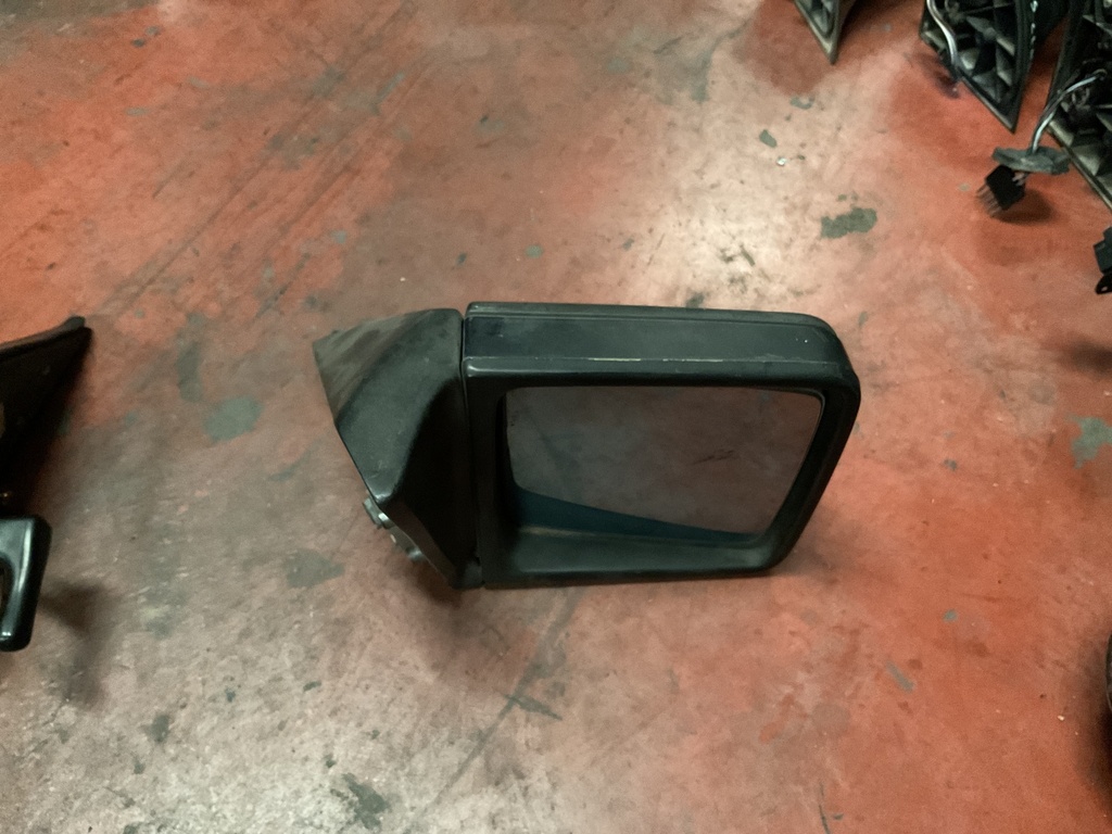Retrovisor izquierdo mercedes clase e w124 ‘95