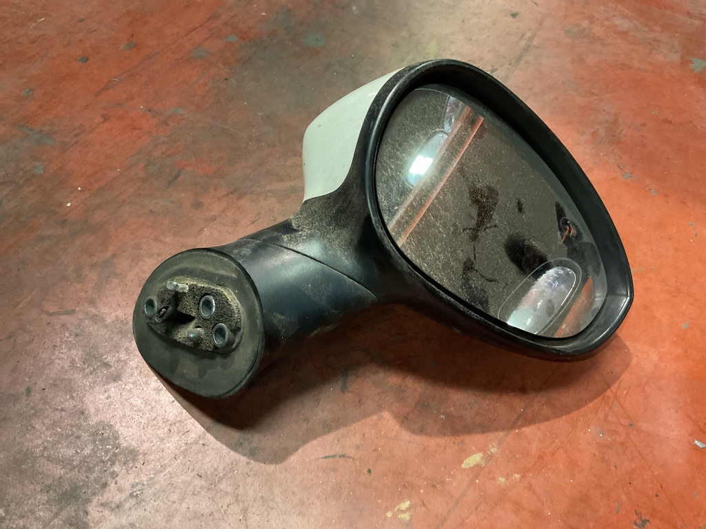 Retrovisor derecho fiat grande punto ‘10