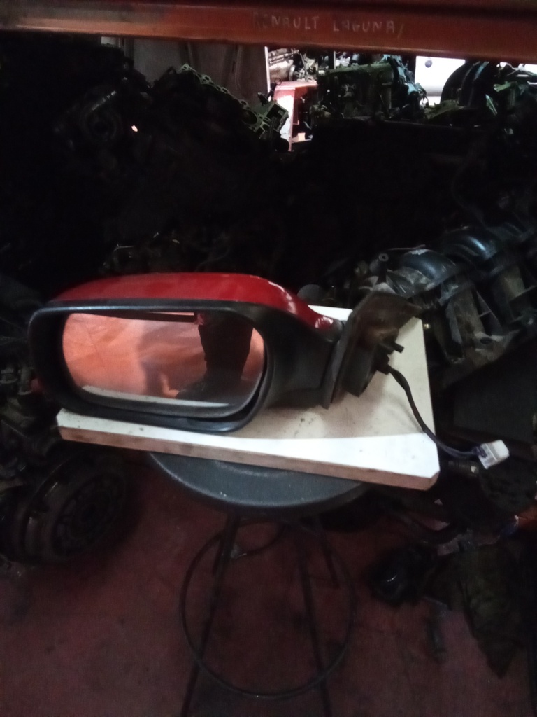 Retrovisor izquierdo mazda 6 '05