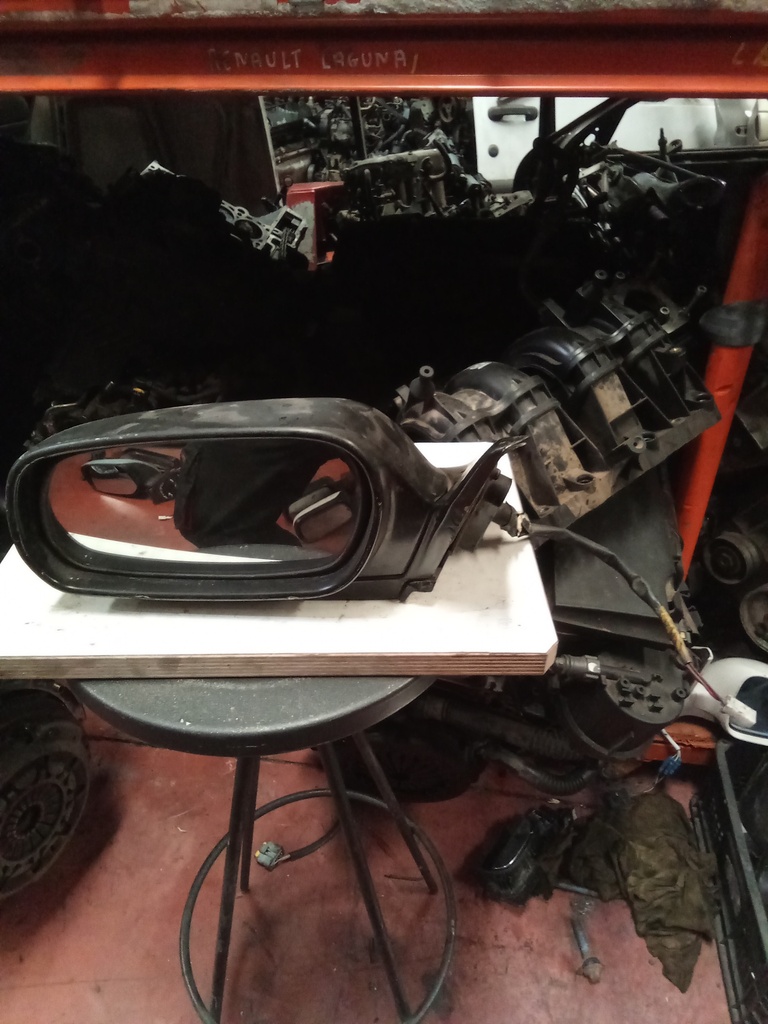 Retrovisor izquierdo toyota celica '93