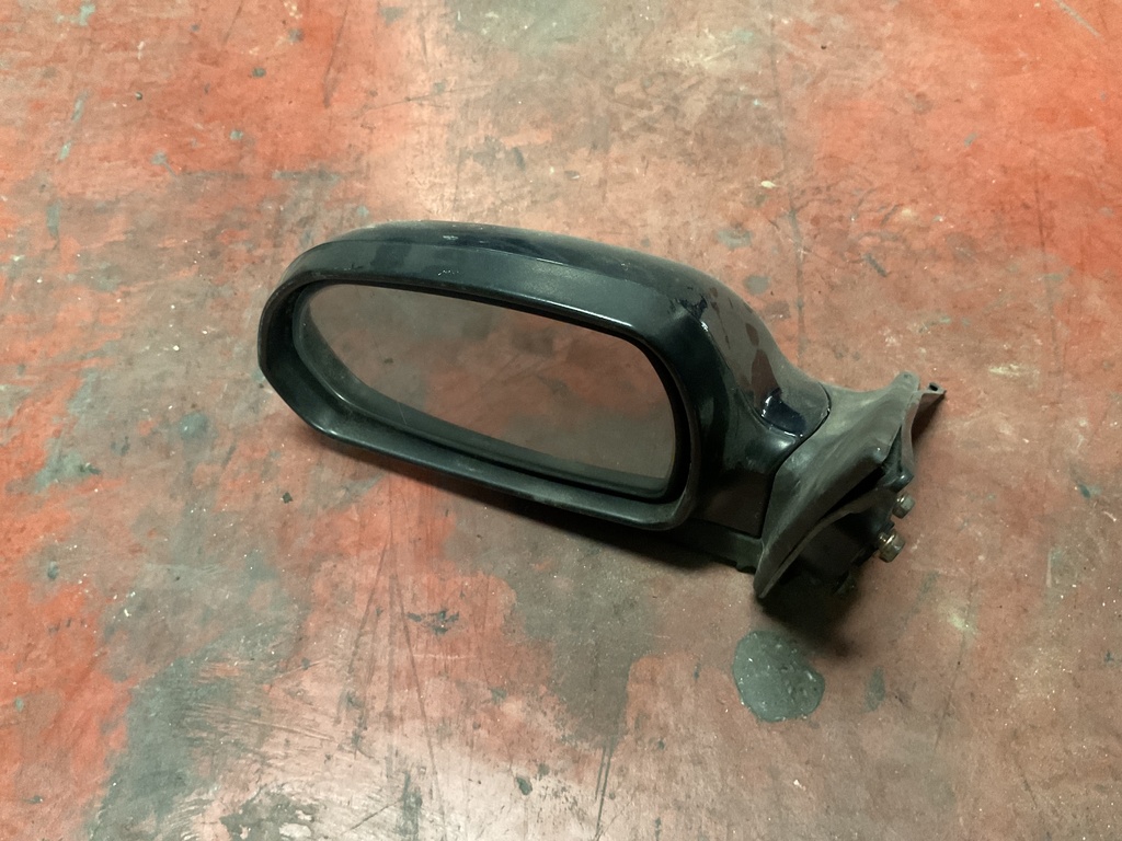 Retrovisor izquierdo hyundai elantra ‘04