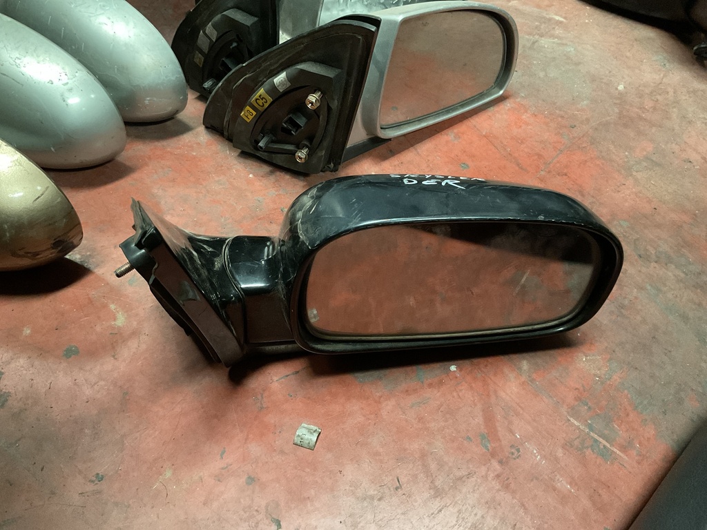 Retrovisor derecho hyundai santa fe ‘01