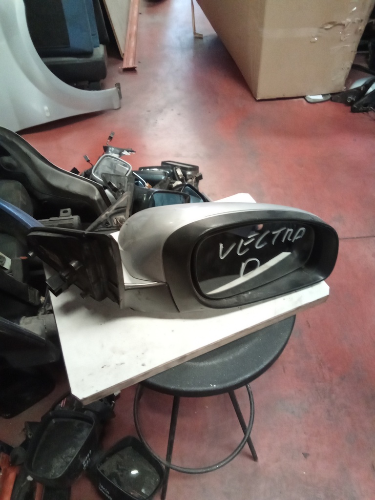 Retrovisor derecho opel vectra c '05