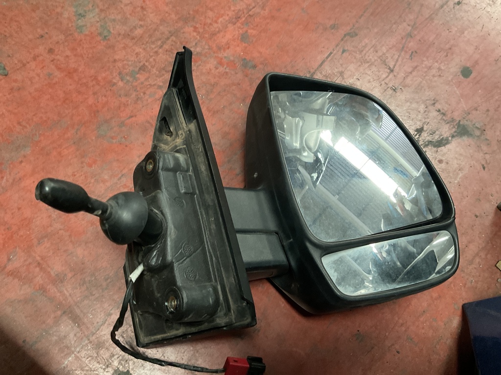 Retrovisor derecho opel combo d ‘15