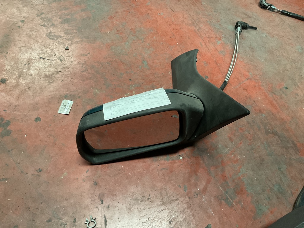 Retrovisor izquierdo manual citroen xsantia ‘94