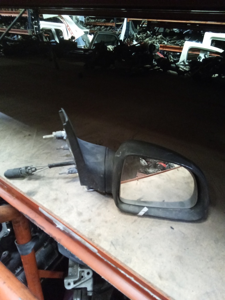 Retrovisor derecho manual renault clio '92