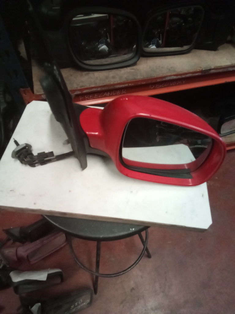 Retrovisor derecho manual volkswagen lupo '98