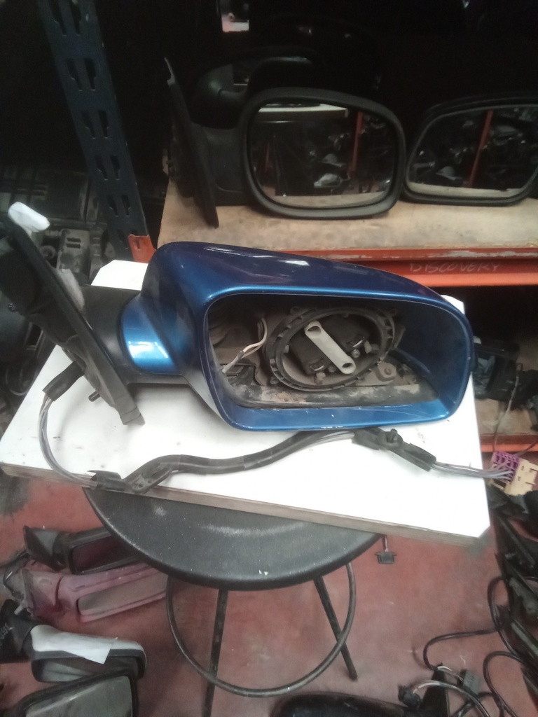 Retrovisor derecho volkswagen polo '05