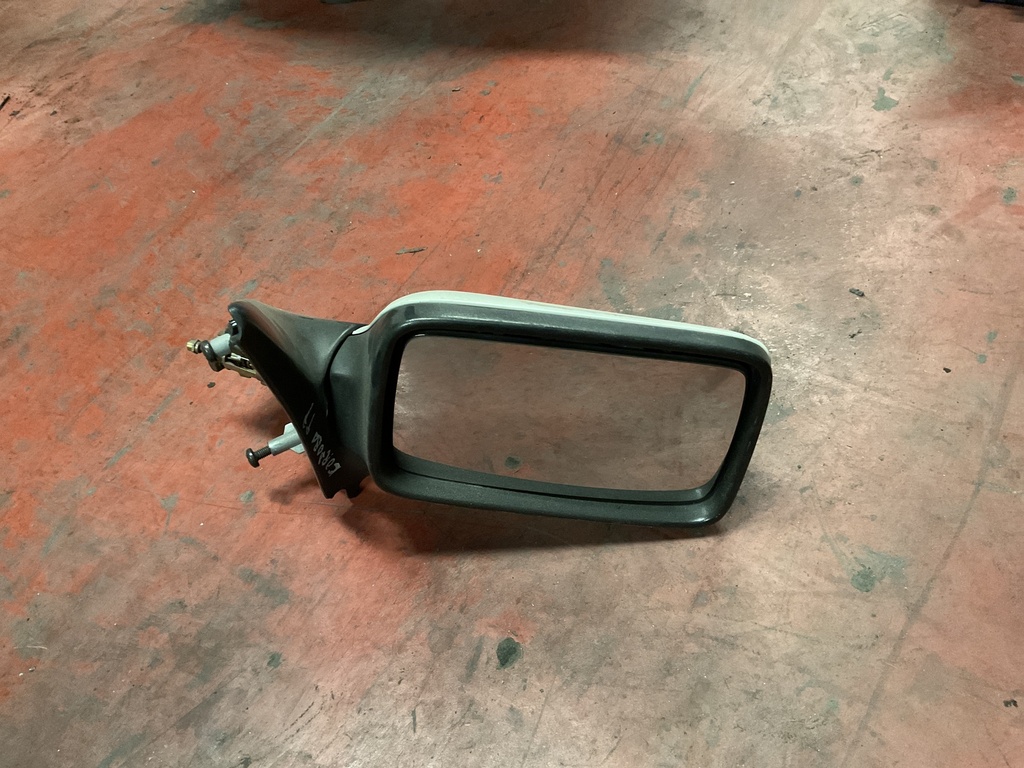 Retrovisor derecho seat ibiza ‘96