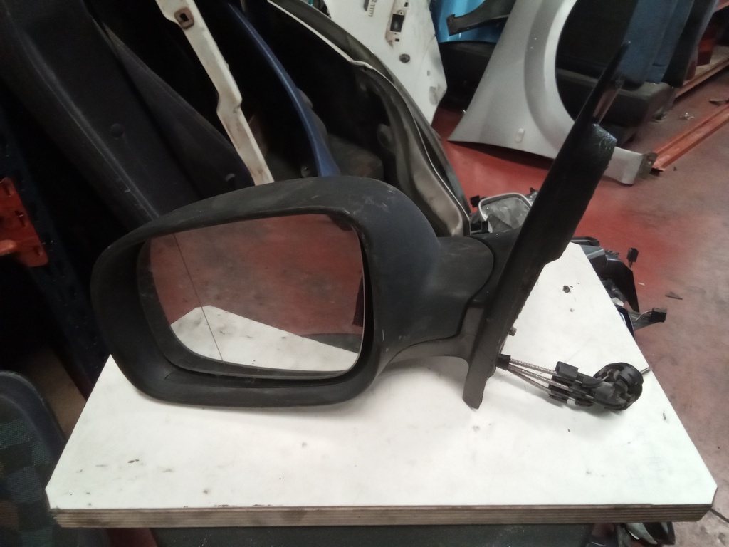 Retrovisor izquierdo manual seat arosa '99