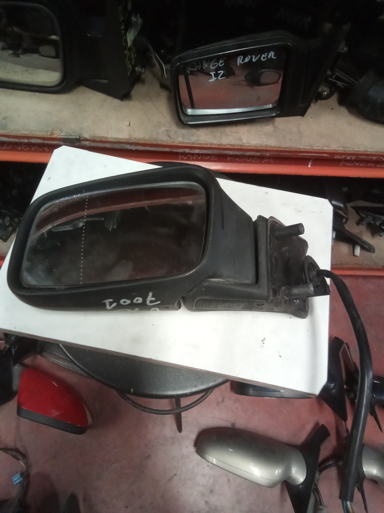 Retrovisor izquierdo volvo v70 '92