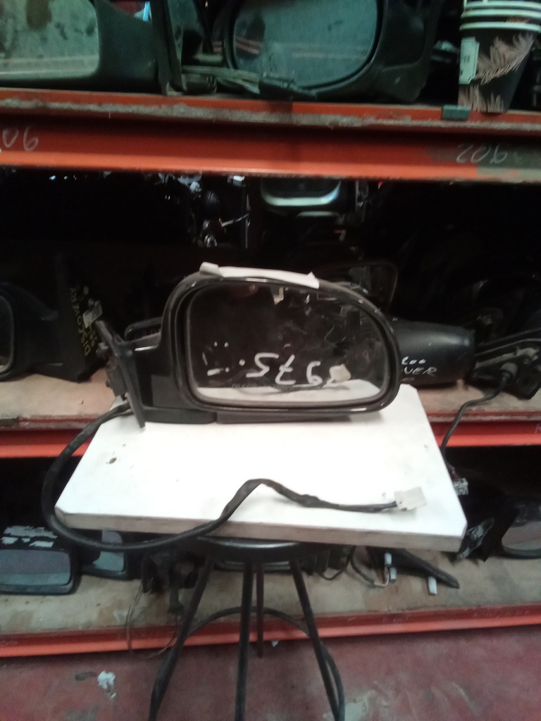 Retrovisor derecho chevrolet tacuma '07