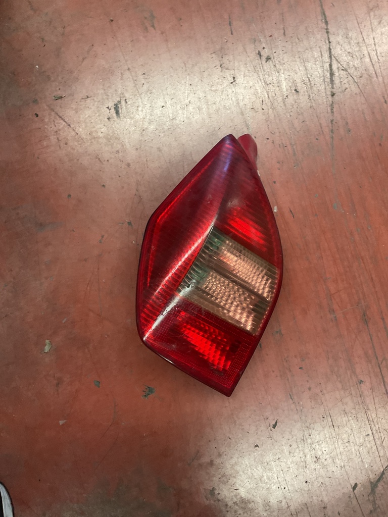 Piloto izquierdo Citroen C2