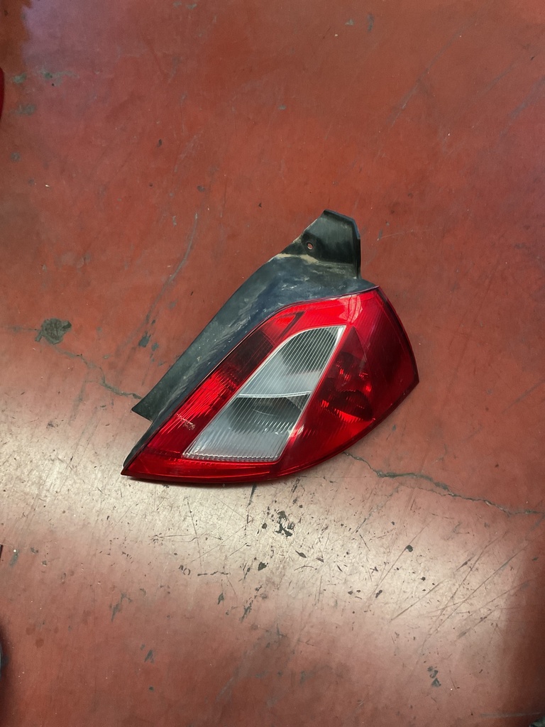 Piloto derecho Renault Megane II 2003