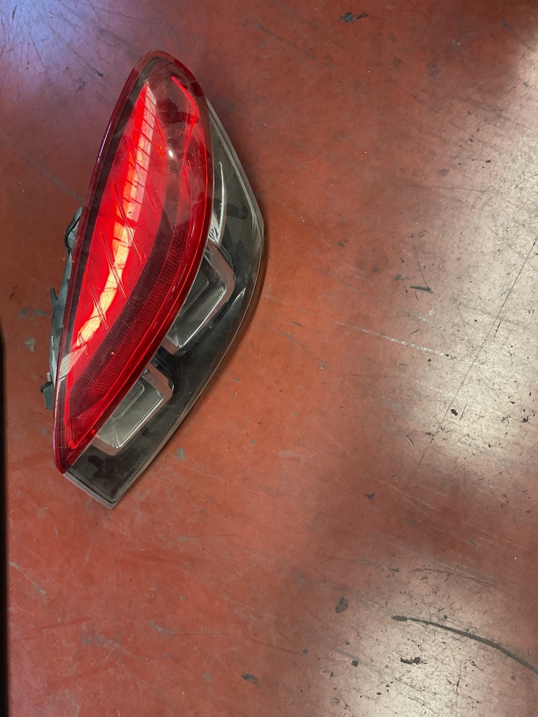 Piloto izquierdo Renault Megane I