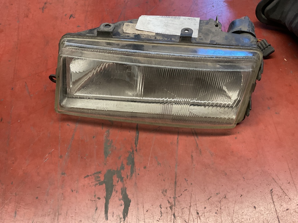 Faro izquierdo Seat Toledo '94
