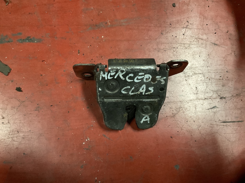 Cerradura maletero mercedes clase A W168 ‘01